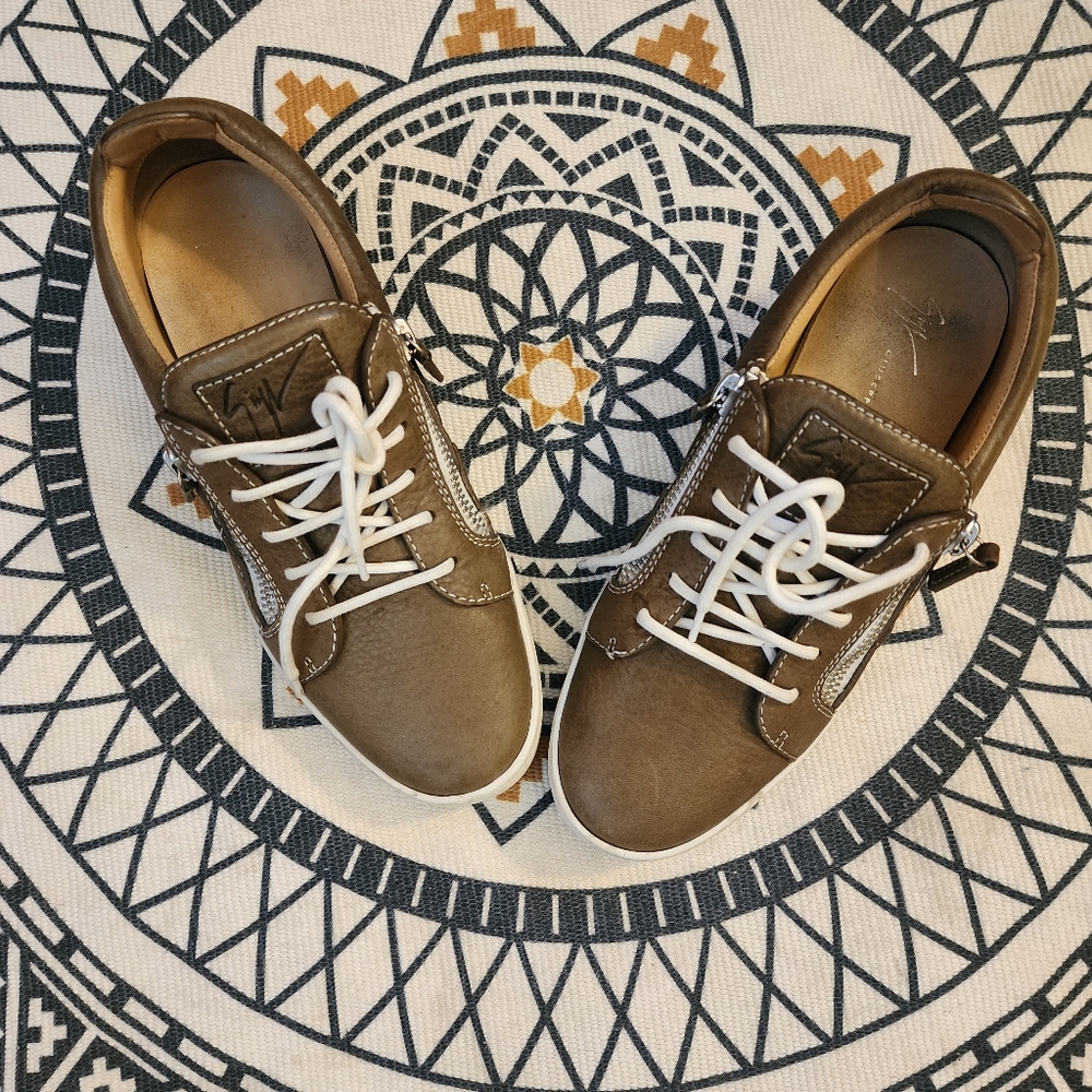Guiseppe Zanotti Sneakers size 41
